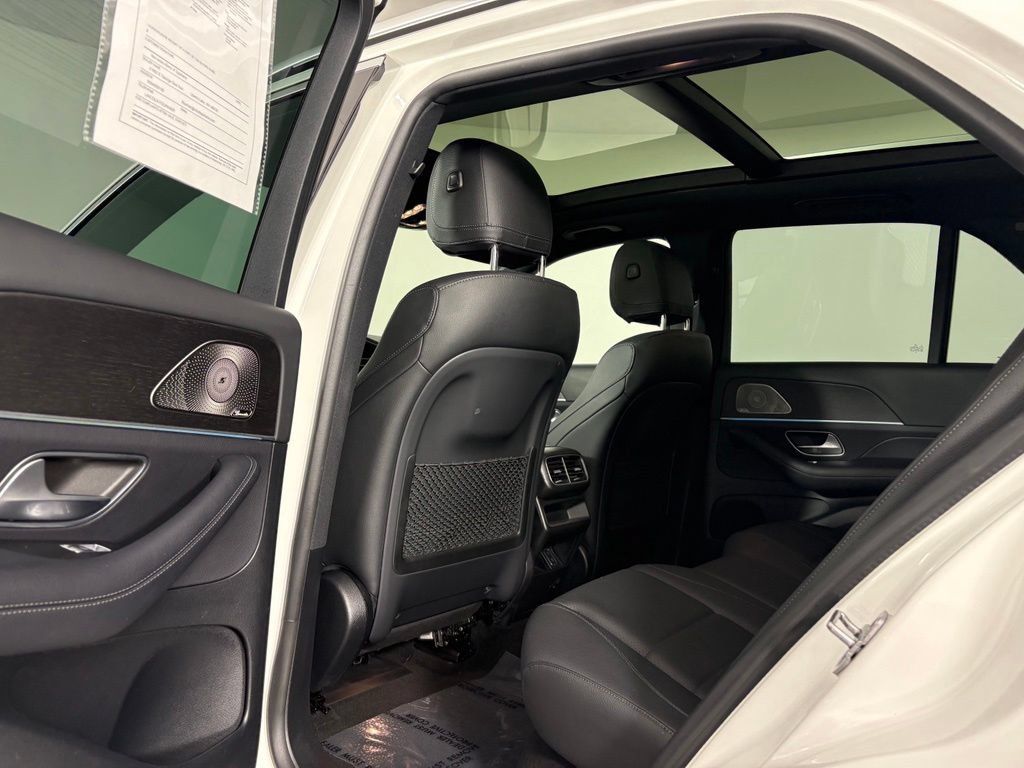 Used 2021 Mercedes-Benz GLE 350 4MATIC image 22