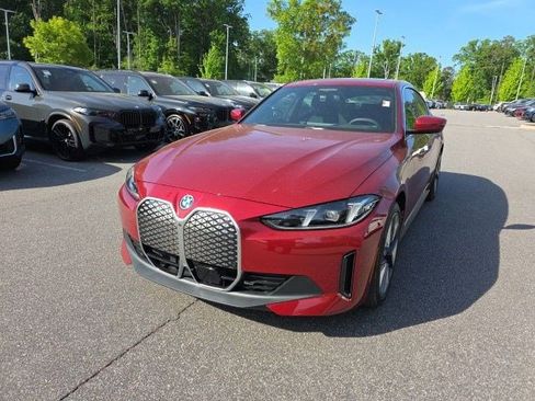 Used 2025 BMW i4 eDrive40 w/ Premium Package image 2