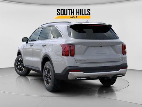 New 2026 Kia Sorento S image 4