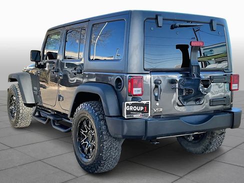 Used 2018 Jeep Wrangler Unlimited Sport S image 12