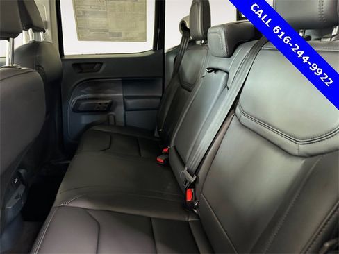 New 2025 Ford Maverick Lariat w/ Black Appearance Package image 16