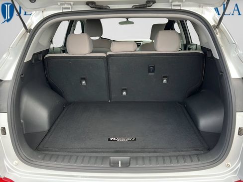 Used 2018 Hyundai Tucson SEL FWD image 9
