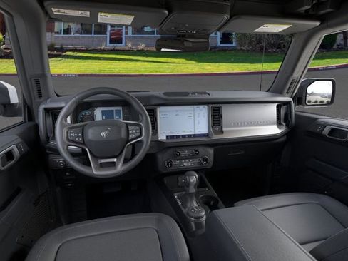 New 2025 Ford Bronco Outer Banks AWD/4WD image 9