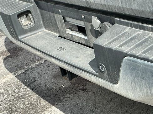 Used 2024 Ford F150 XLT w/ Mobile Office Package image 4