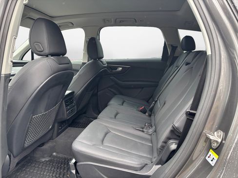 Used 2023 Audi Q7 3.0T Premium image 13