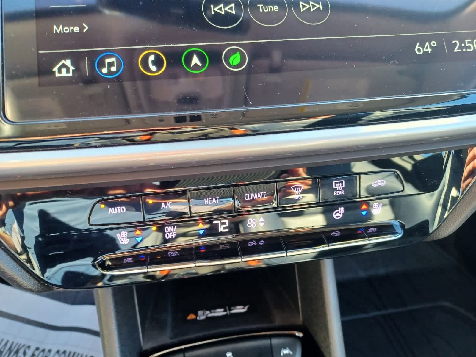 Used 2023 Chevrolet Bolt EUV Premier w/ Sun & Sound Package FWD image 13
