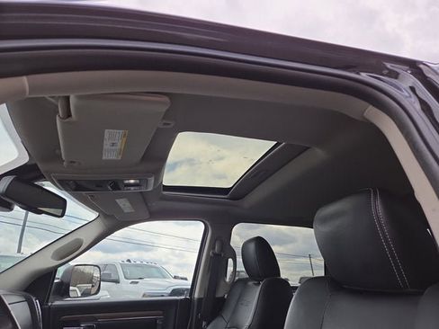 Used 2017 RAM 2500 Laramie w/ Sport Appearance Group image 9