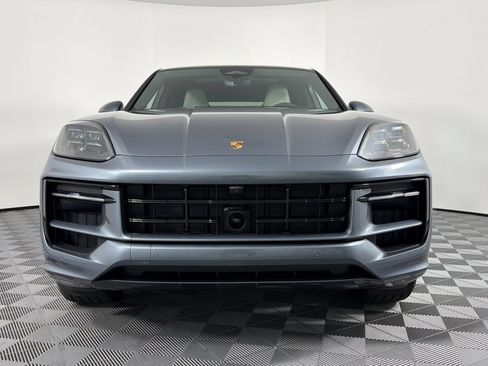 New 2026 Porsche Cayenne GTS AWD/4WD image 6