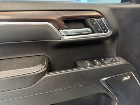 Used 2024 GMC Sierra 1500 SLT w/ SLT Premium Package image 30