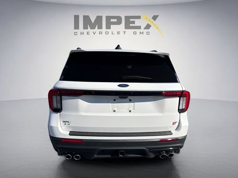 Used 2025 Ford Explorer ST w/ Sun And Sound Package AWD/4WD image 4