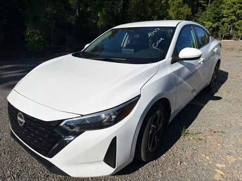 Used 2024 Nissan Sentra SV FWD image 1