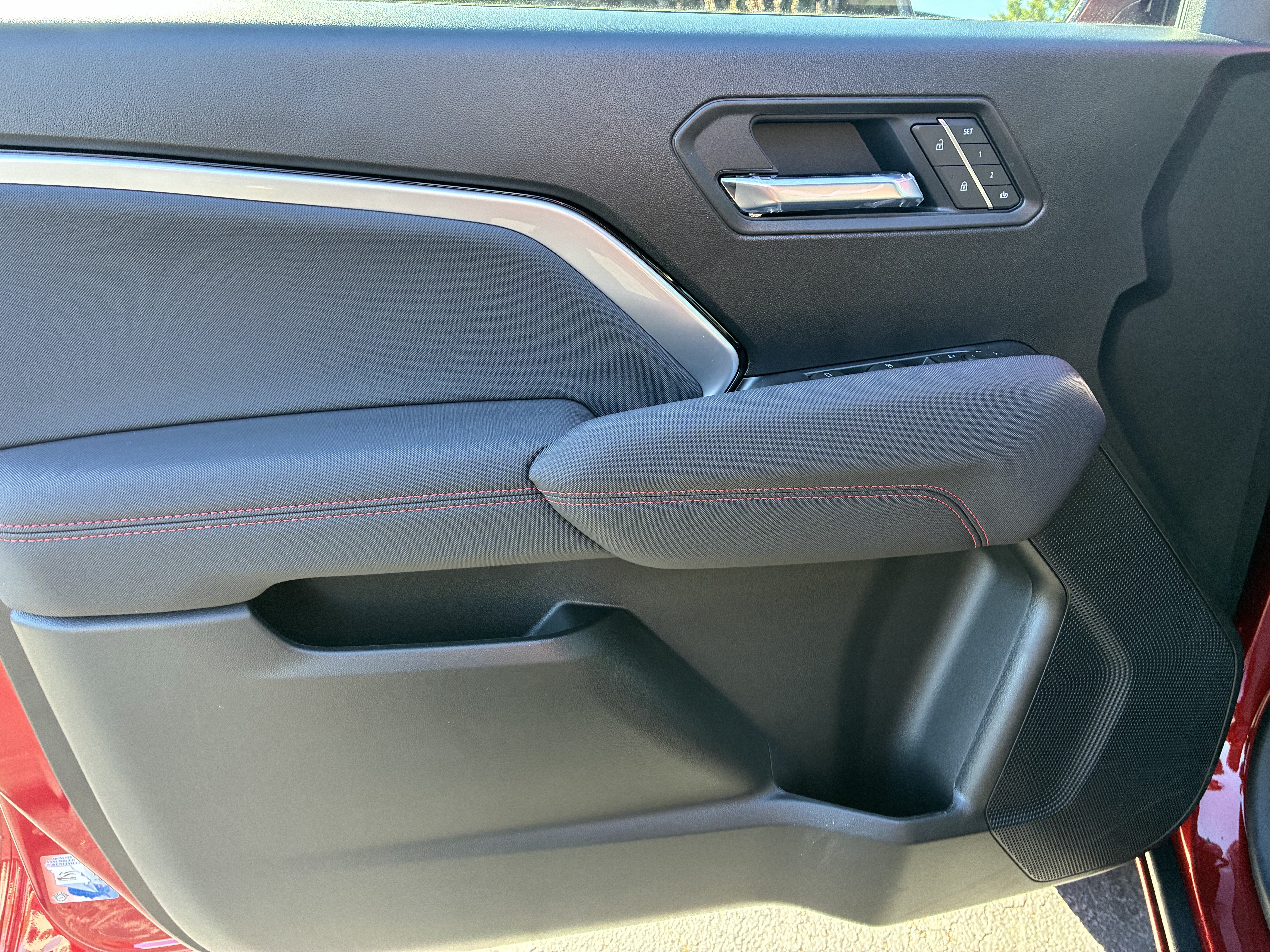 New 2026 Chevrolet Colorado Z71 w/ Technology Package AWD/4WD image 23