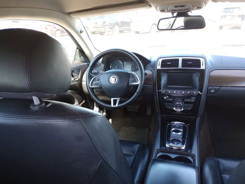 Used 2013 Jaguar XK Touring image 9