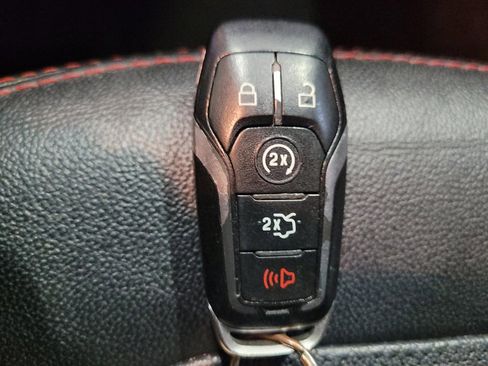 Used 2017 Ford Explorer Sport w/ Equipment Group 401A AWD/4WD image 32