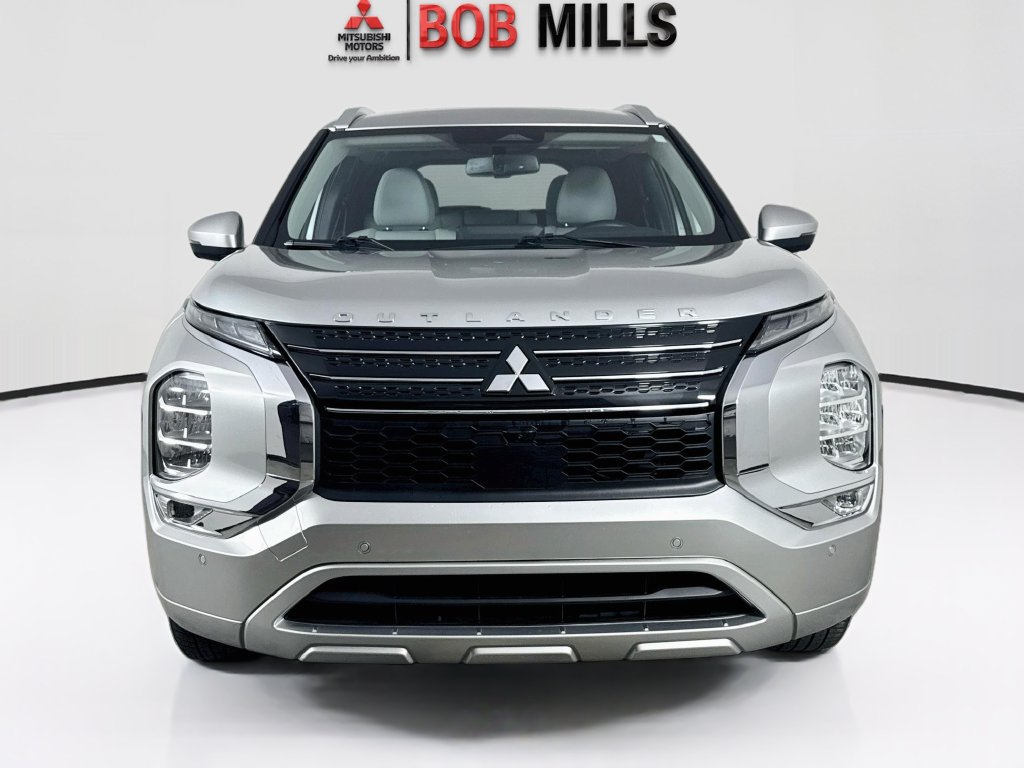 Used 2024 Mitsubishi Outlander SEL FWD image 2