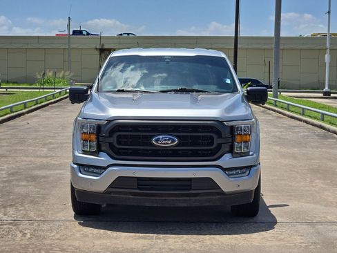 Used 2022 Ford F150 XLT w/ Equipment Group 302A High RWD image 9