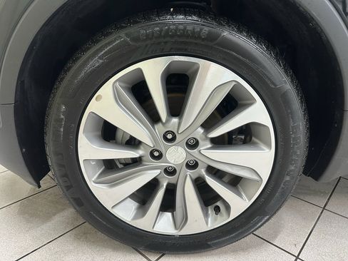 Used 2020 Buick Encore Preferred image 15