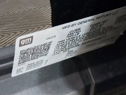 New 2025 Chevrolet Tahoe RST image 38