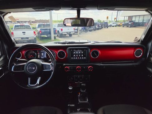 Used 2020 Jeep Gladiator Rubicon AWD/4WD image 32