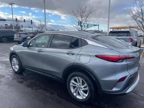 Used 2024 Buick Envista Preferred w/ Convenience I Package image 4