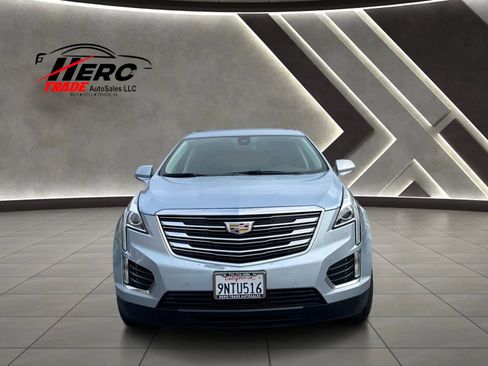 Used 2017 Cadillac XT5 Luxury w/ Driver Awareness Package AWD/4WD image 11