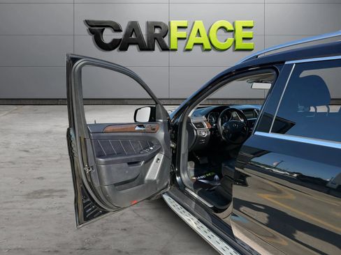 Used 2015 Mercedes-Benz GL 450 4MATIC image 14