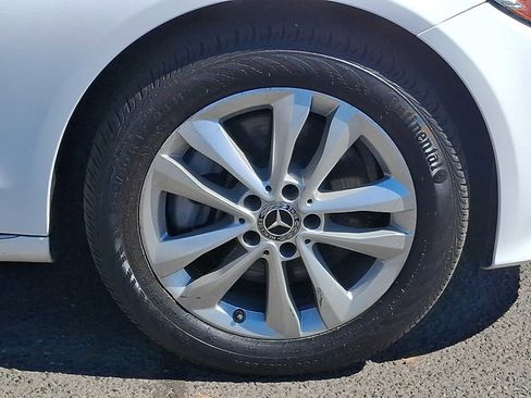 Used 2019 Mercedes-Benz C 300 4MATIC Sedan image 7