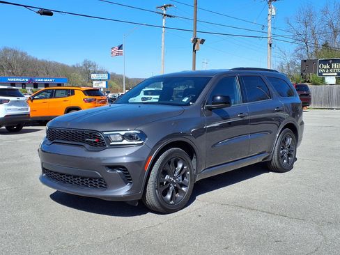 Used 2025 Dodge Durango GT w/ Blacktop Package image 1