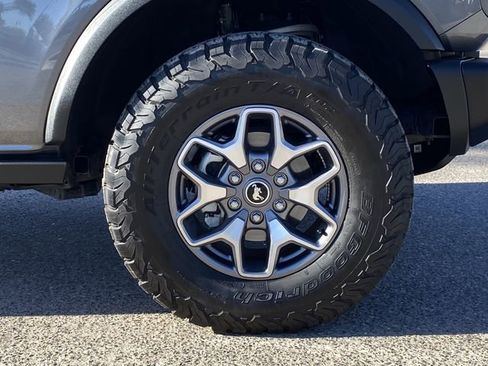 Certified 2025 Ford Bronco Badlands AWD/4WD image 10