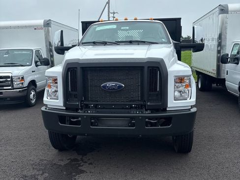 New 2027 Ford F650 2WD Regular Cab Super Duty image 3