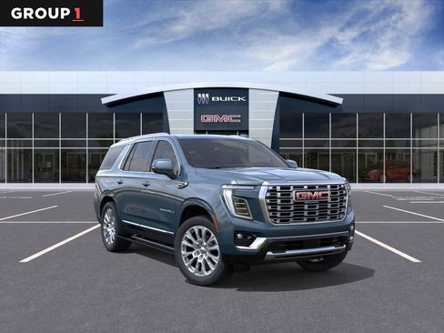 Used 2026 GMC Yukon Denali w/ Sun & Power Step Package AWD/4WD image 1