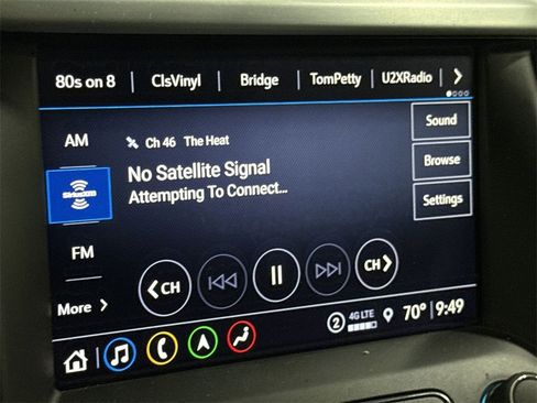 Used 2023 GMC Acadia SLT image 13