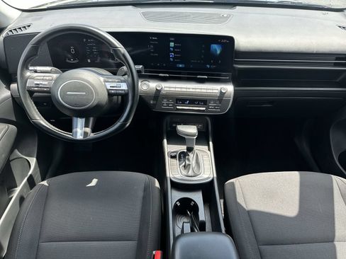 Used 2025 Hyundai Kona SEL FWD image 18
