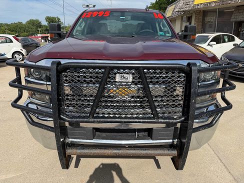 Used 2016 Chevrolet Silverado 2500 W/T w/ WT Convenience Package AWD/4WD image 2