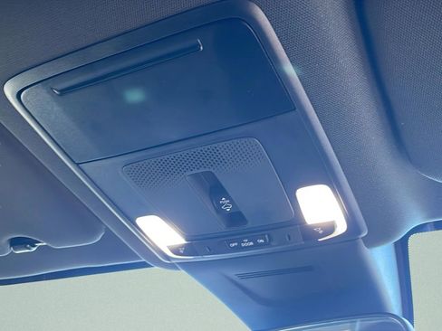 Used 2023 Honda CR-V Sport image 17