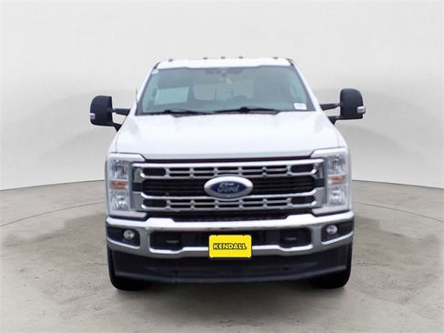 Certified 2024 Ford F350 XLT w/ 360-Degree Camera Package image 7