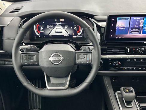 New 2026 Nissan Pathfinder SL w/ SL Premium Package image 13