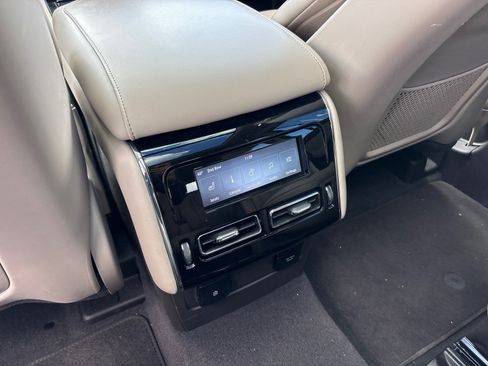 Used 2023 Lincoln Aviator Reserve w/ Equipment Group 201A AWD/4WD image 32