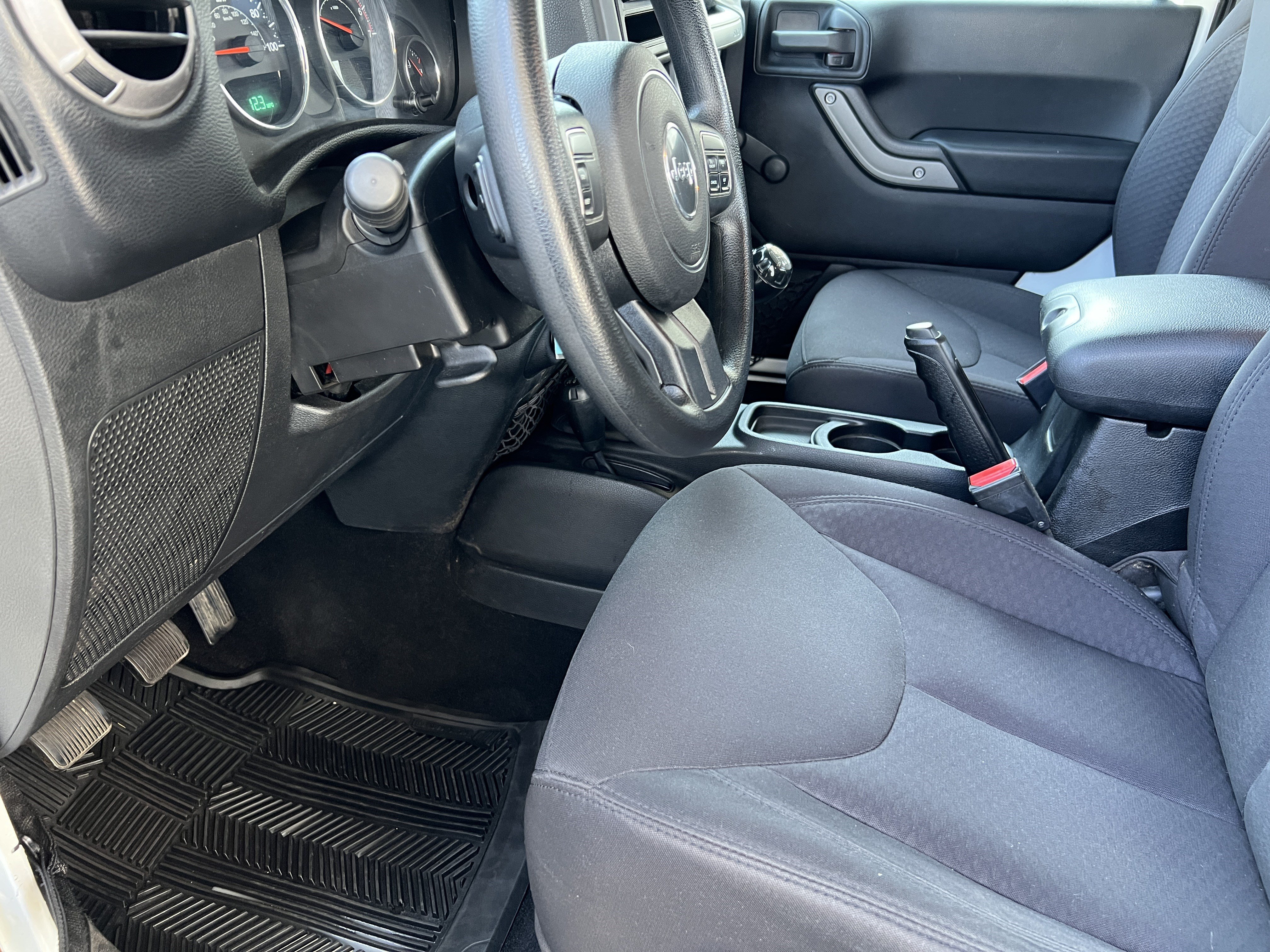 Used 2013 Jeep Wrangler Sport AWD/4WD image 12