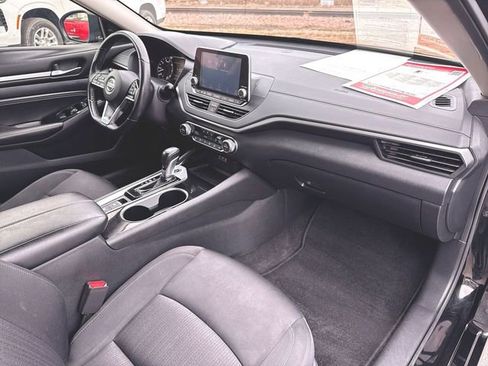 Used 2020 Nissan Altima 2.5 SV image 28