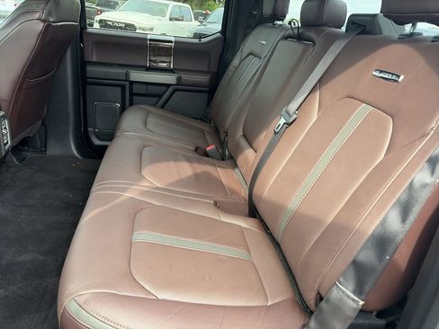 Used 2015 Ford F150 Platinum w/ Equipment Group 701A Luxury RWD image 30