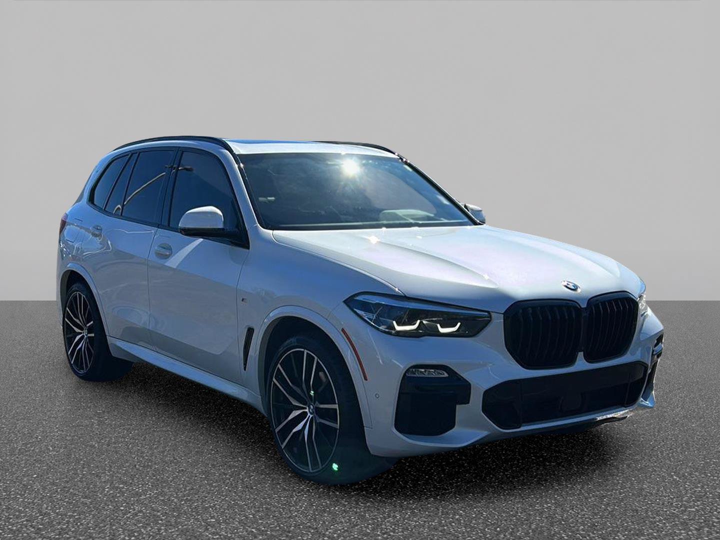 Used 2019 BMW X5 xDrive40i w/ M Sport Package AWD/4WD image 7