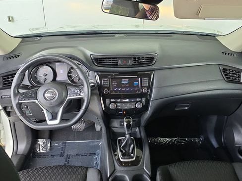 Used 2019 Nissan Rogue SV FWD image 20