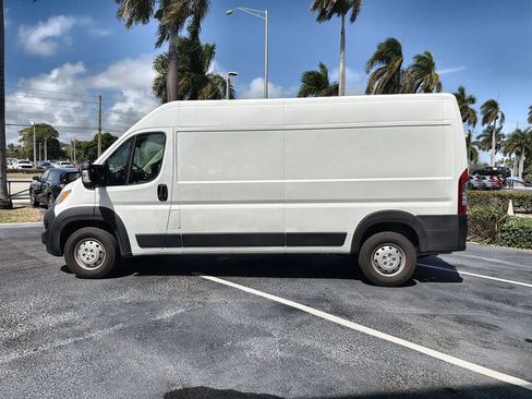 Used 2023 RAM ProMaster 2500 image 5