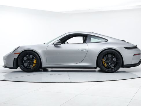 Used 2026 Porsche 911 GT3 RWD image 2