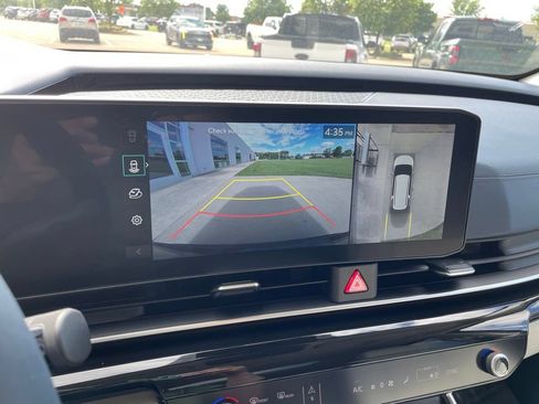 New 2026 Kia Carnival SX w/ SX Dark Edition Package FWD image 23