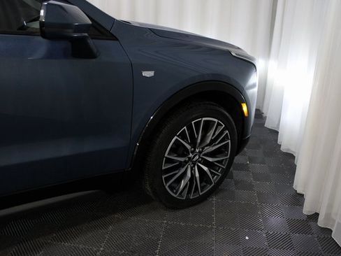 Used 2024 Cadillac XT4 Sport image 12