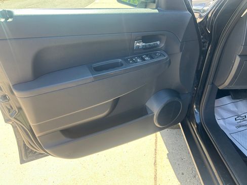 Used 2012 Jeep Liberty Sport AWD/4WD image 13