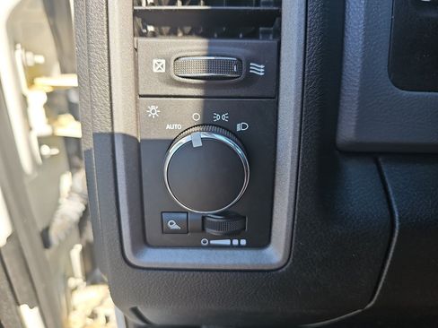 Used 2019 RAM 1500 Tradesman w/ Popular Equipment Group RWD image 26
