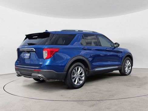 Certified 2020 Ford Explorer Limited AWD/4WD image 3